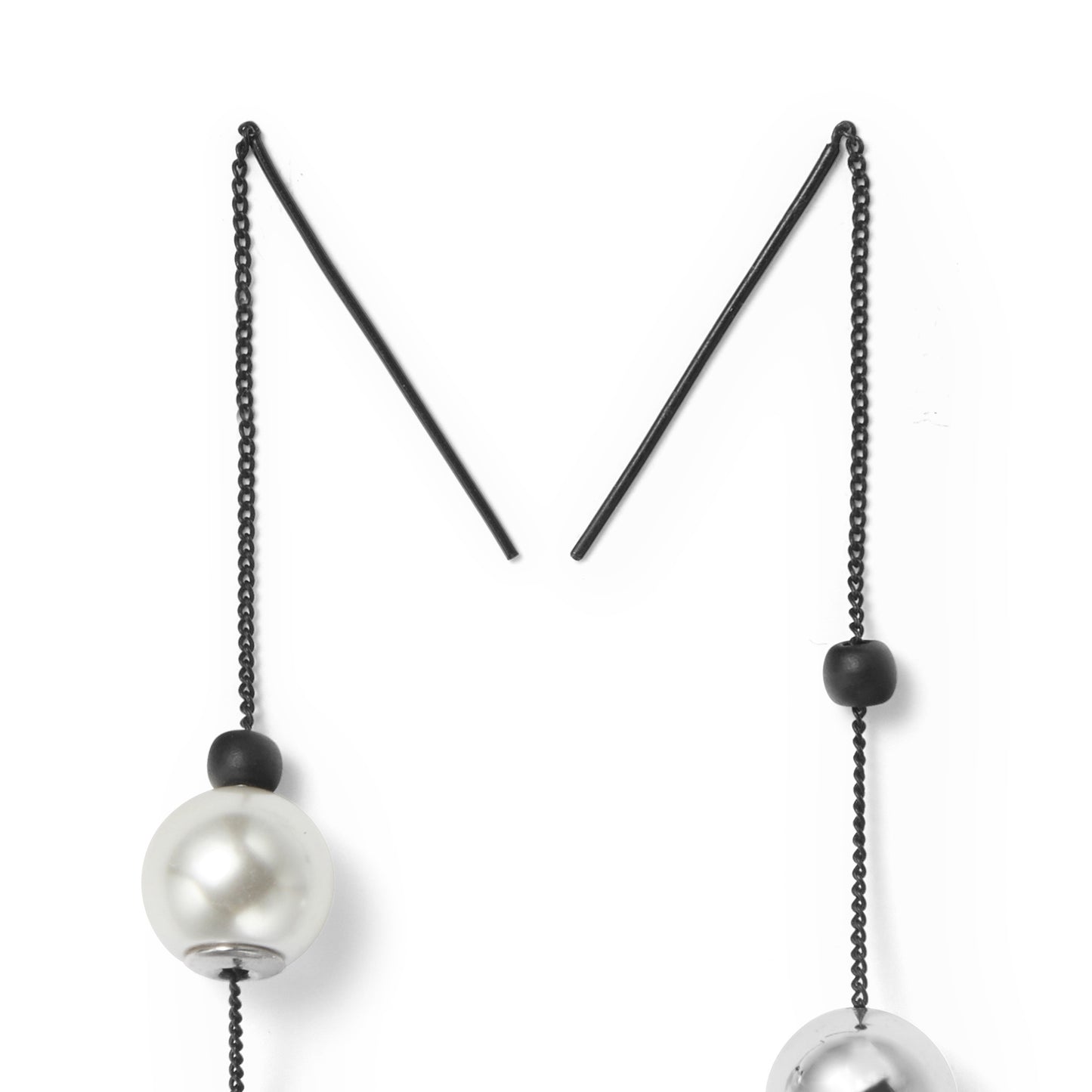 Black & White Pearl Drop Earrings