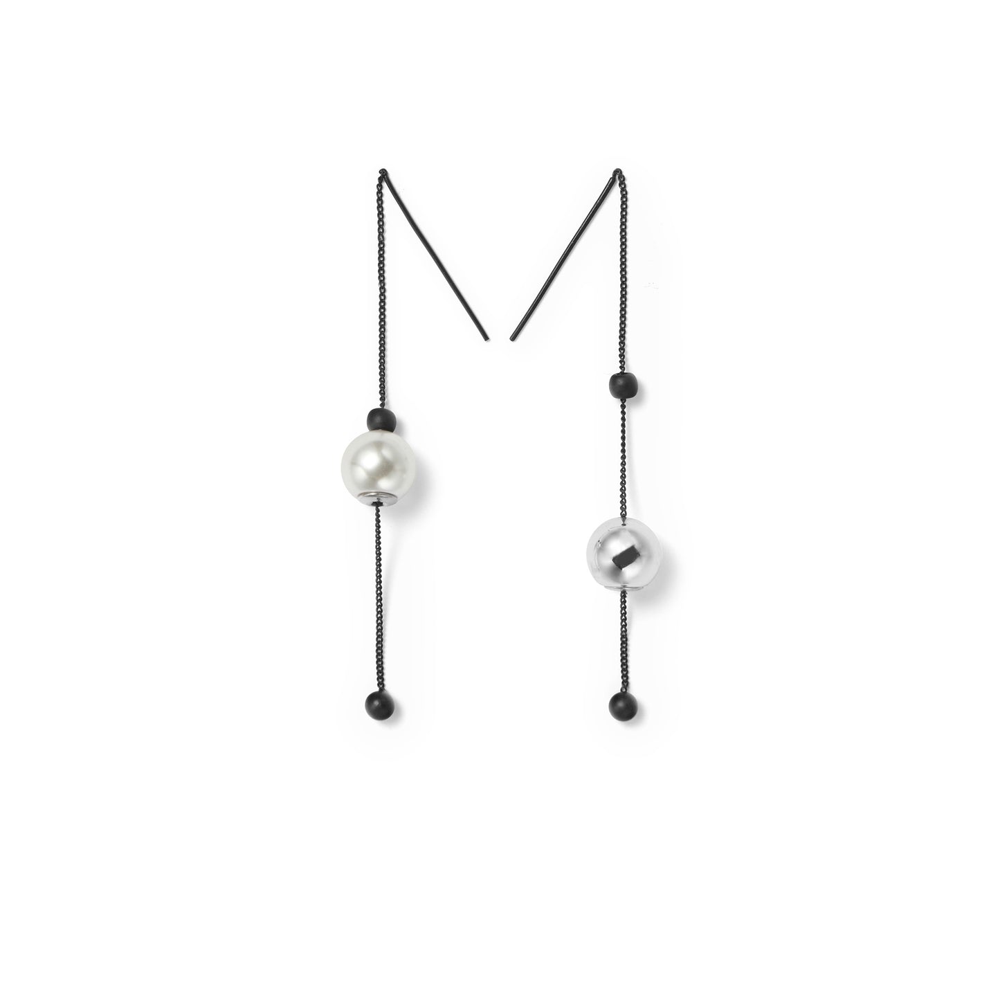 Black & White Pearl Drop Earrings